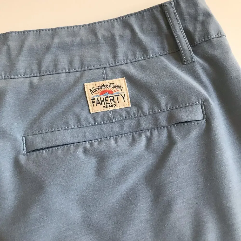 Faherty Brand All Day Shorts Weathered Blue Size 40 EUC Beach Cruise Vacation